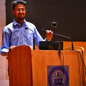 Ritik Bompilwar_300x300